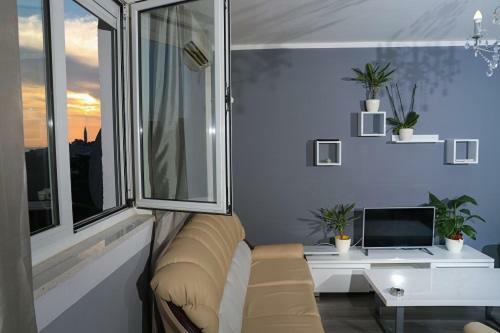 Apartment Laura ロヴィニ エクステリア 写真
