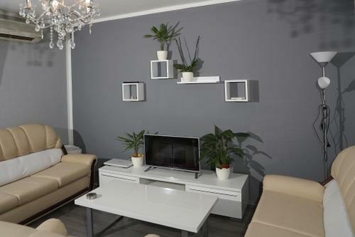 Apartment Laura ロヴィニ エクステリア 写真